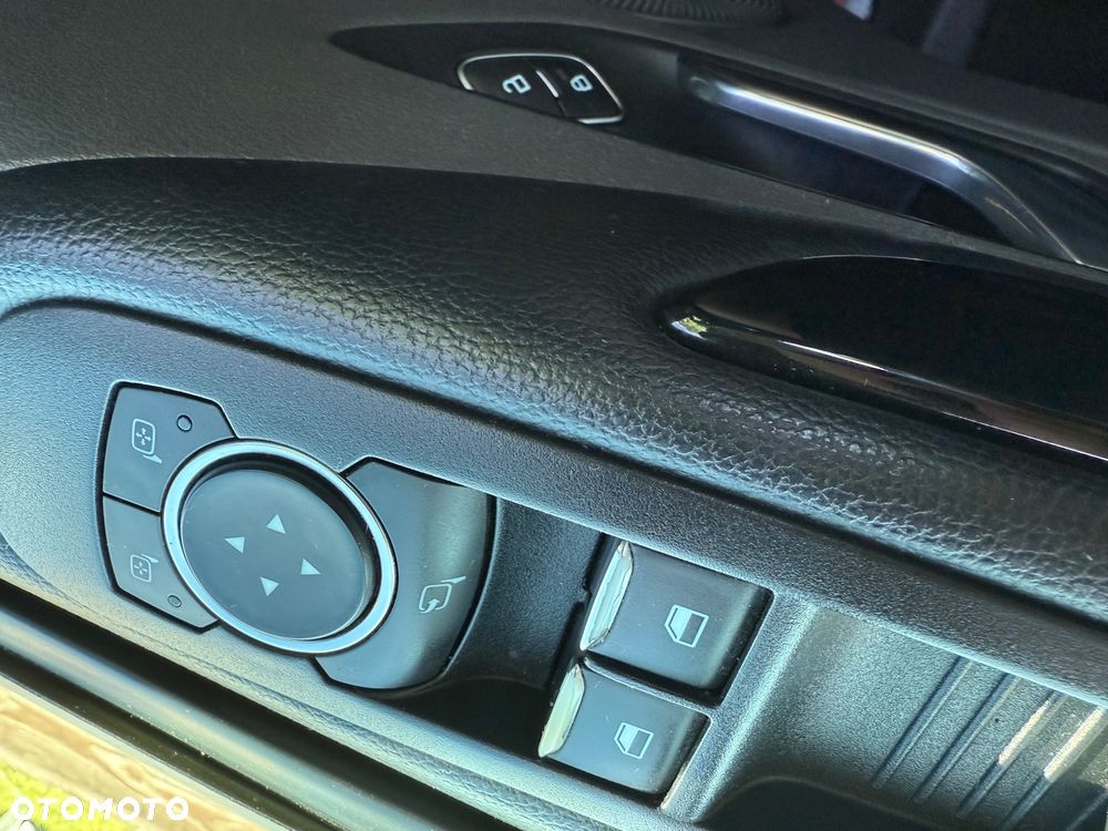 Ford Tourneo Custom 2.0 EcoBlue L2 Trend - 30