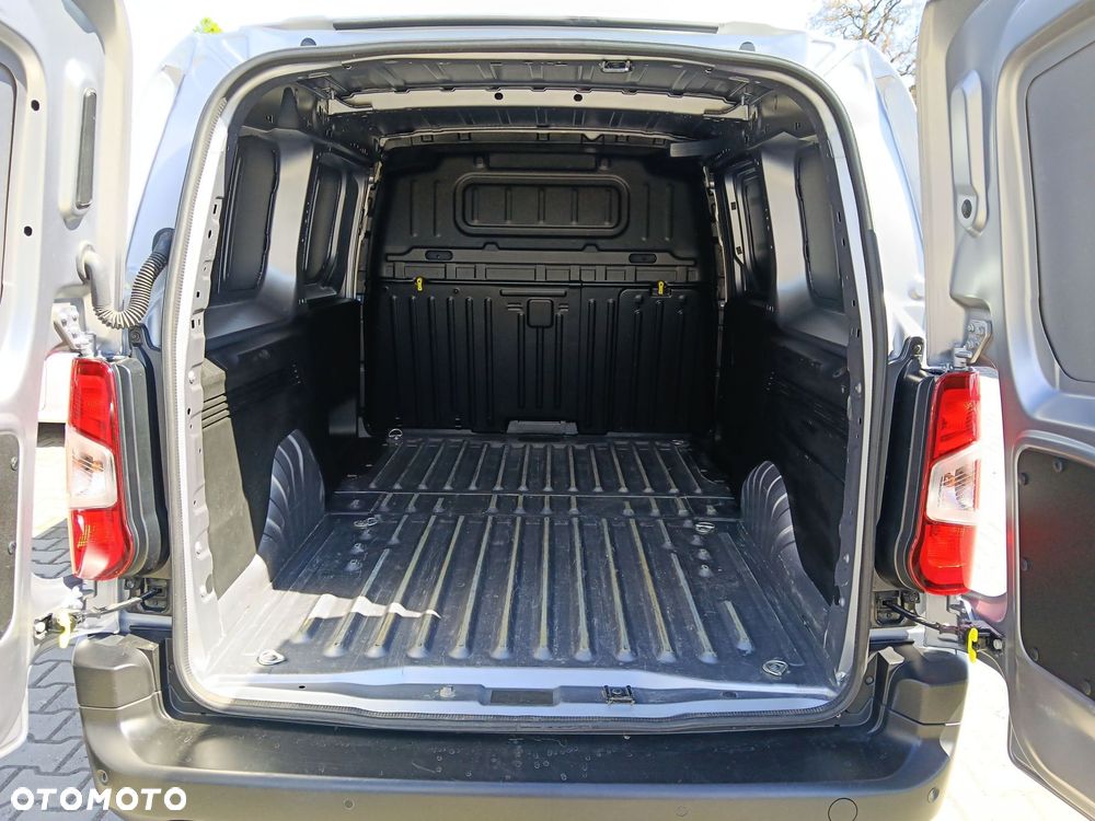 Toyota PROACE CITY - 16