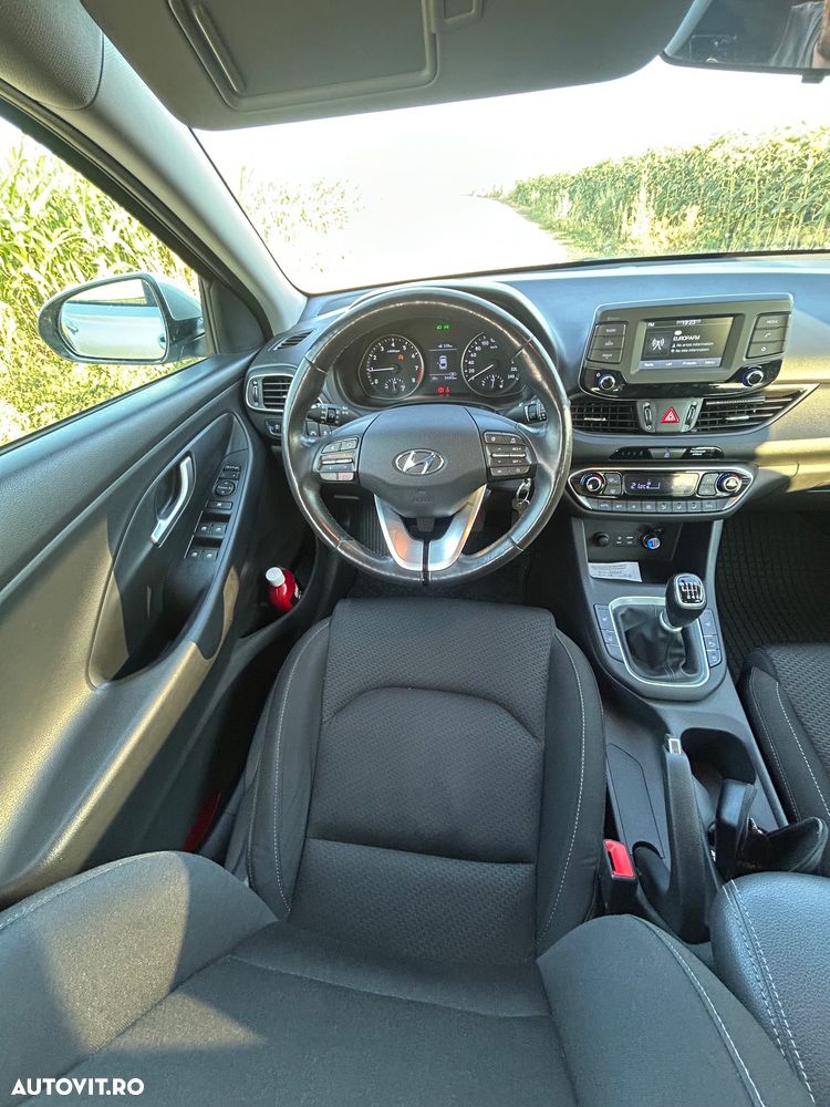 Hyundai i30 1.0 T-GDI 120CP 5DR Highway - 10