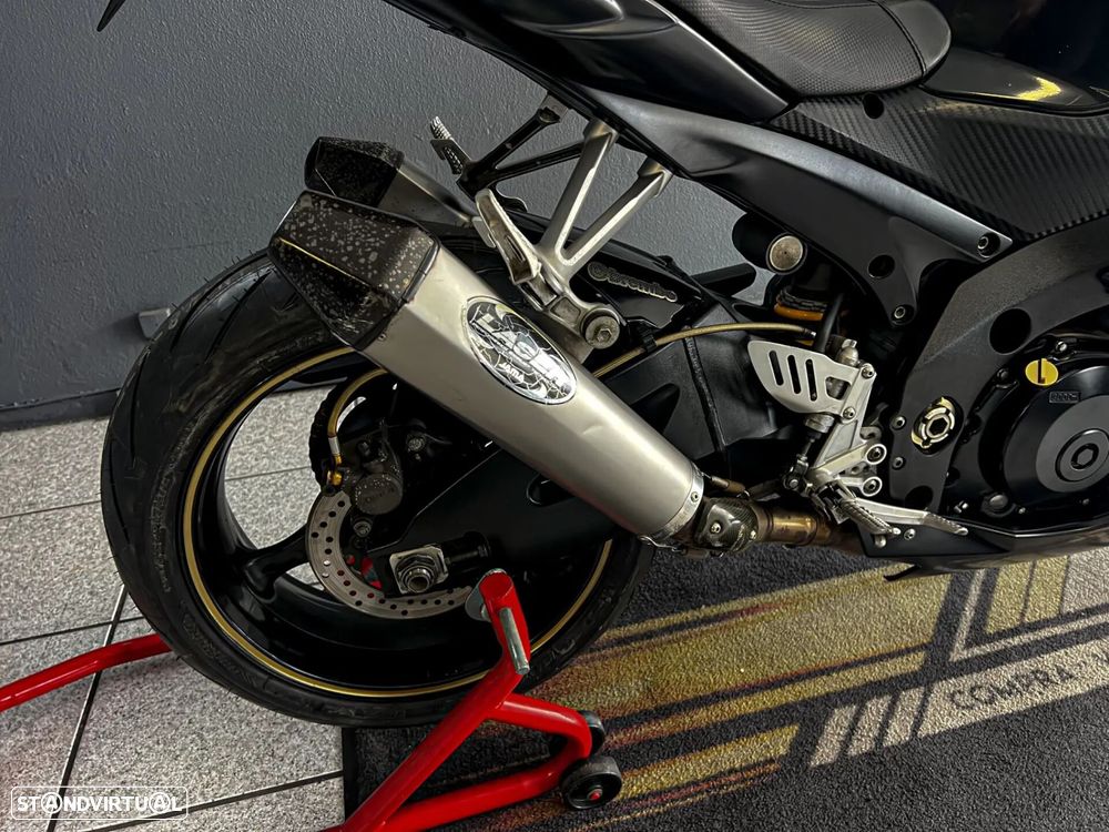 Suzuki GSX-R - 7