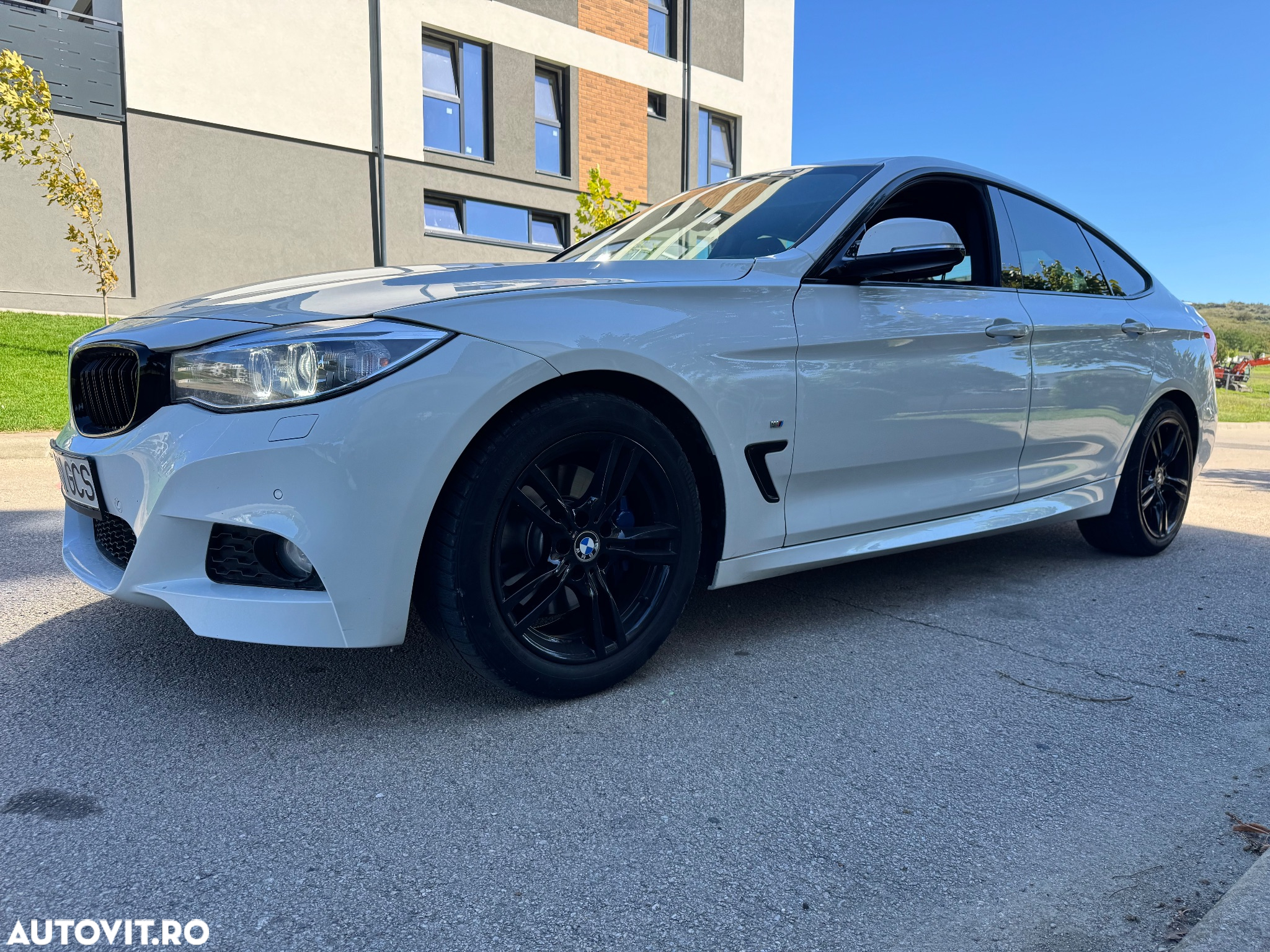 BMW Seria 3 320d - 28