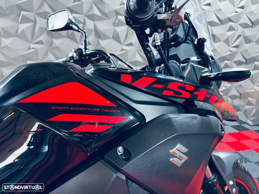 Suzuki V DL STROM 250 - 3