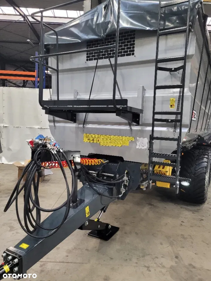 Inny Cargo S160 - 3