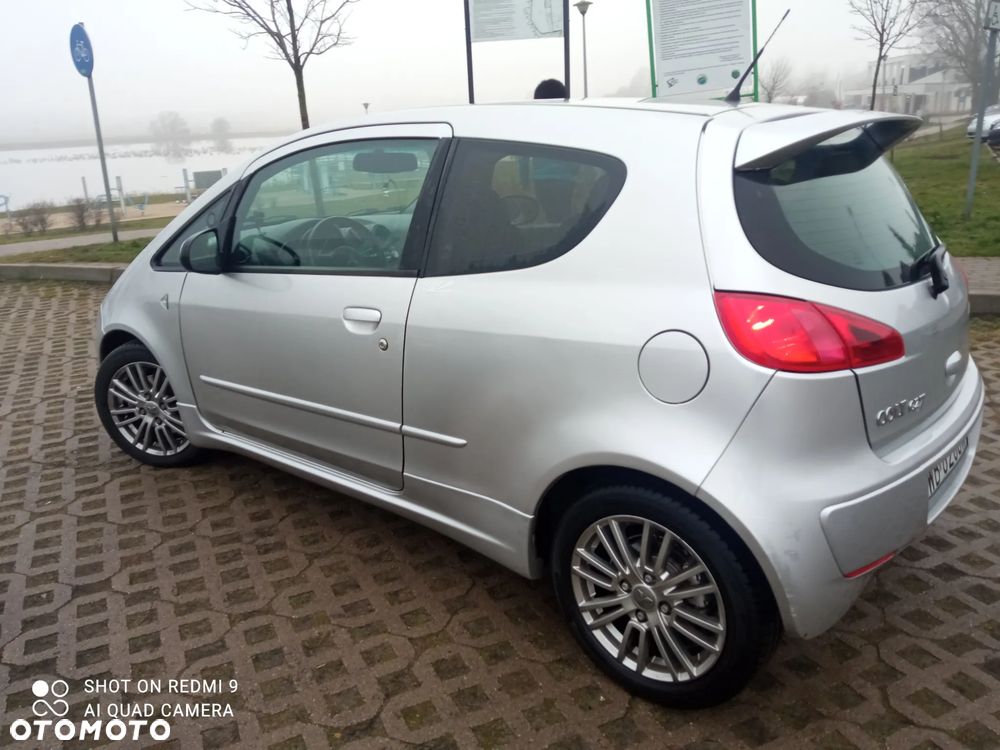 Mitsubishi Colt - 13