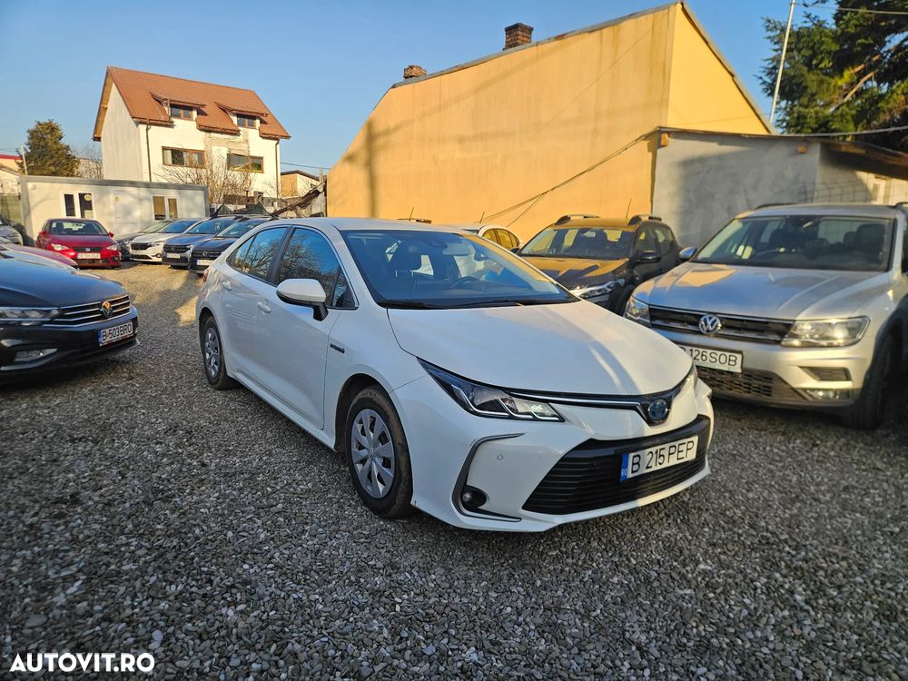 Toyota Corolla 1.8 HSD Business - 3
