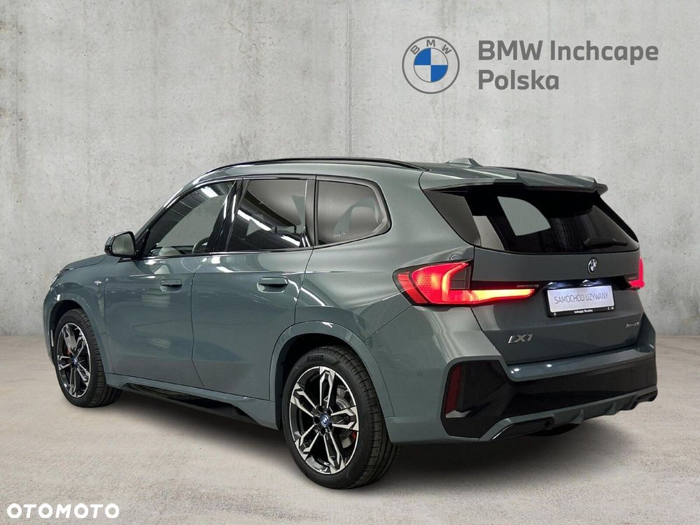 BMW iX1 - 4