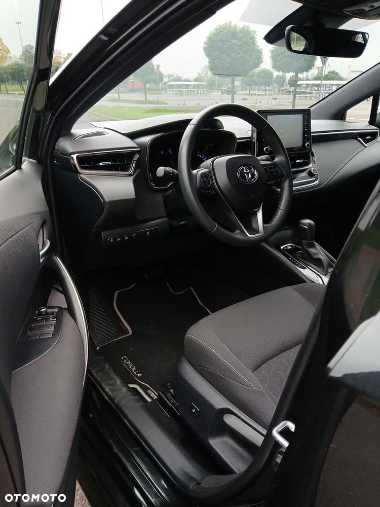 Toyota Corolla - 21