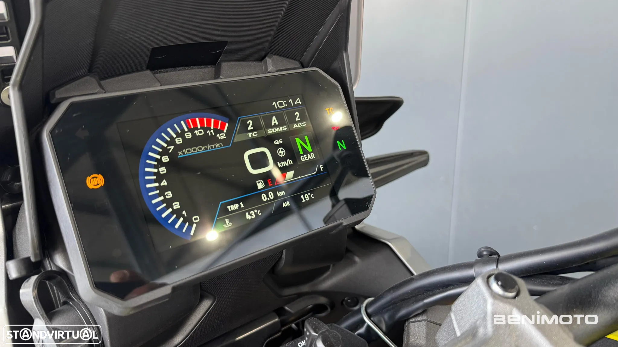 Suzuki DL 1050 DE - 15