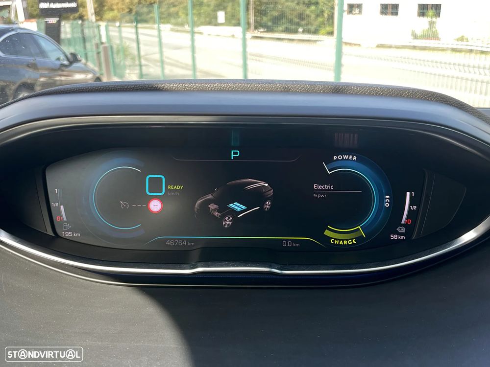 Peugeot 3008 1.6 Hybrid Allure Pack e-EAT8 - 37