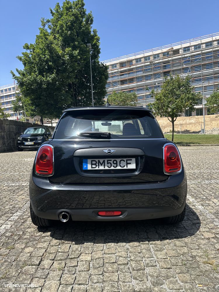 MINI 3 Portas One D - 8