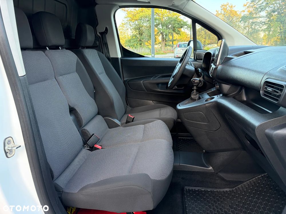 Opel Combo - 12