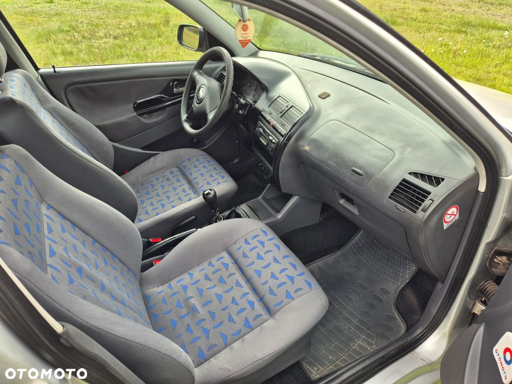 Seat Ibiza 1.4 16V Entry - 10