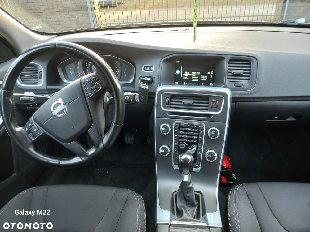 Volvo V60 DRIVe Kinetic - 11