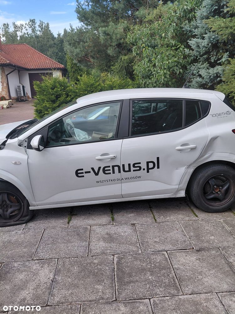 Dacia Sandero 1.0 TCe Essential - 4