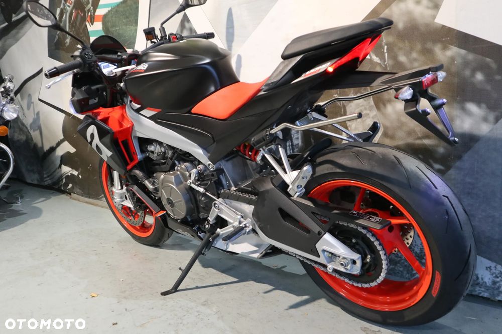Aprilia Tuono - 7