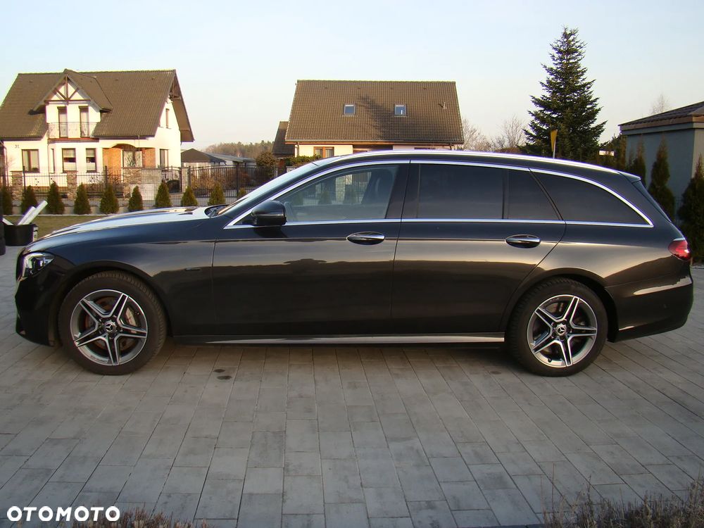 Mercedes-Benz Klasa E 300 de 9G-TRONIC AMG Line - 6