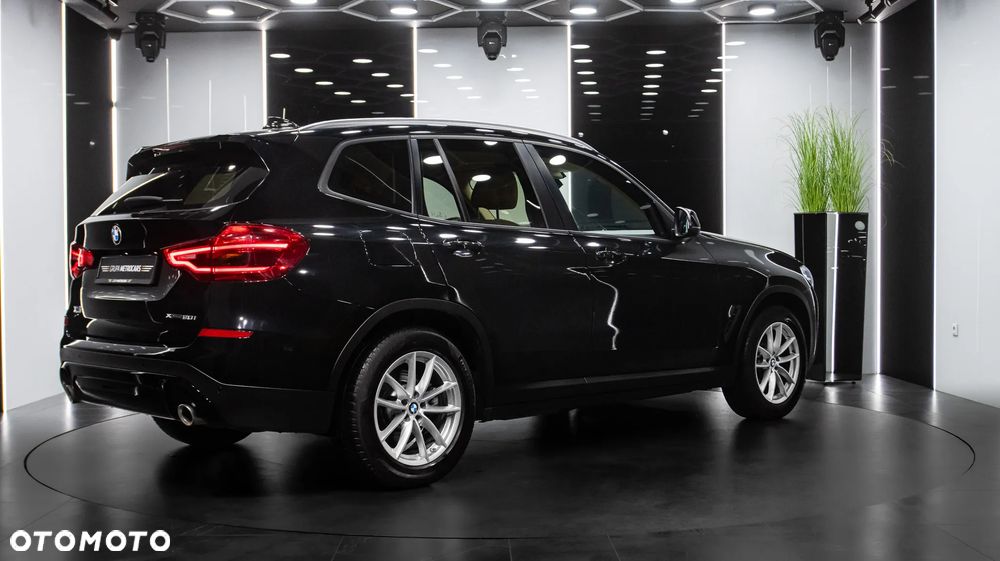 BMW X3 xDrive20i GPF Advantage - 7