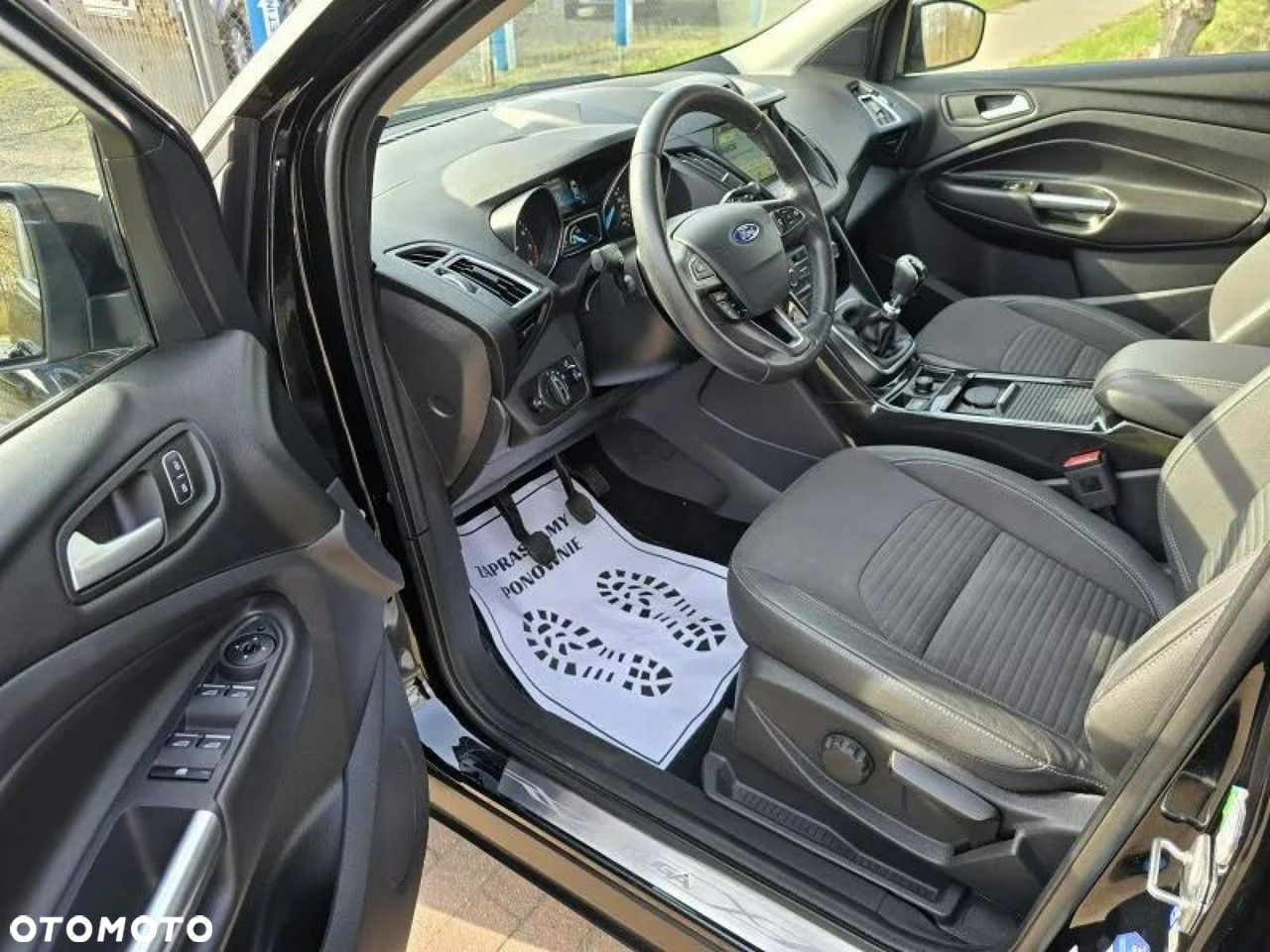 Ford Kuga - 17
