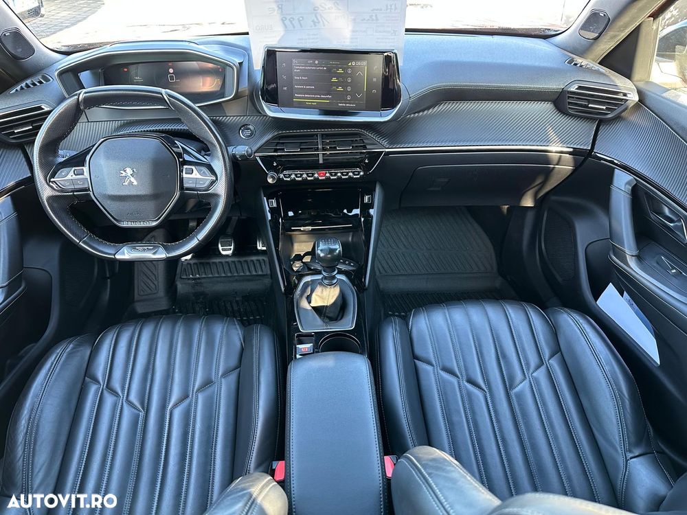 Peugeot 2008 PureTech 130 GT Pack - 7