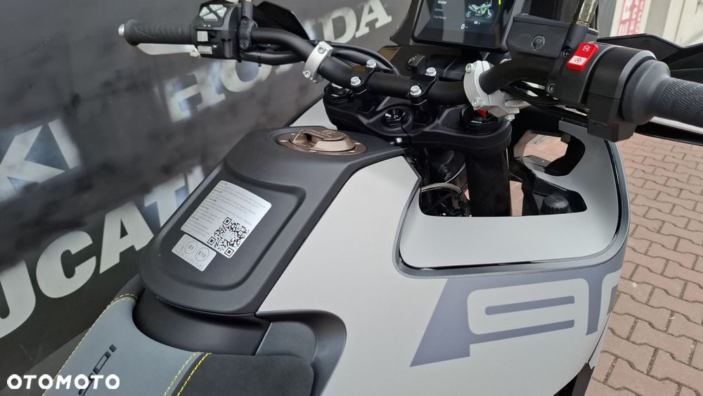 Husqvarna Norden - 18