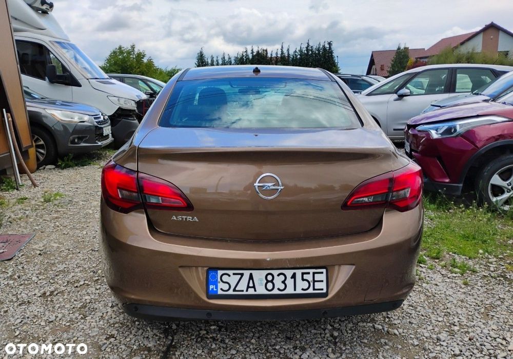 Opel Astra - 19