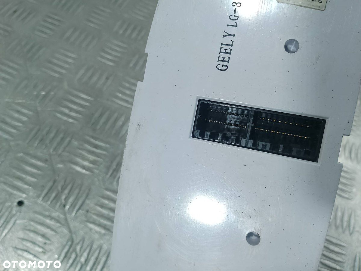 LICZNIK GEELY MK 1017000187  559001  130301 1.5 GL - 4