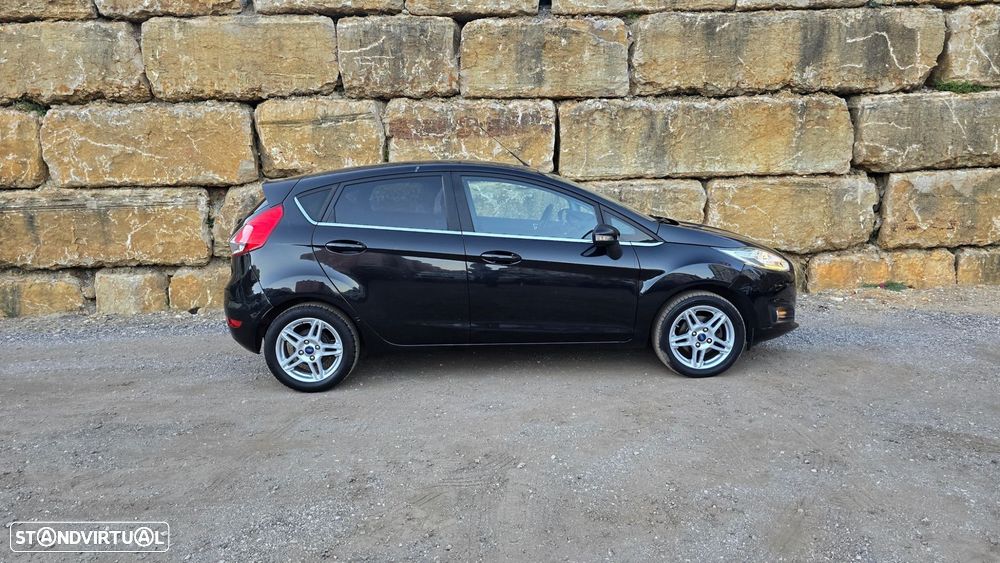 Ford Fiesta - 4