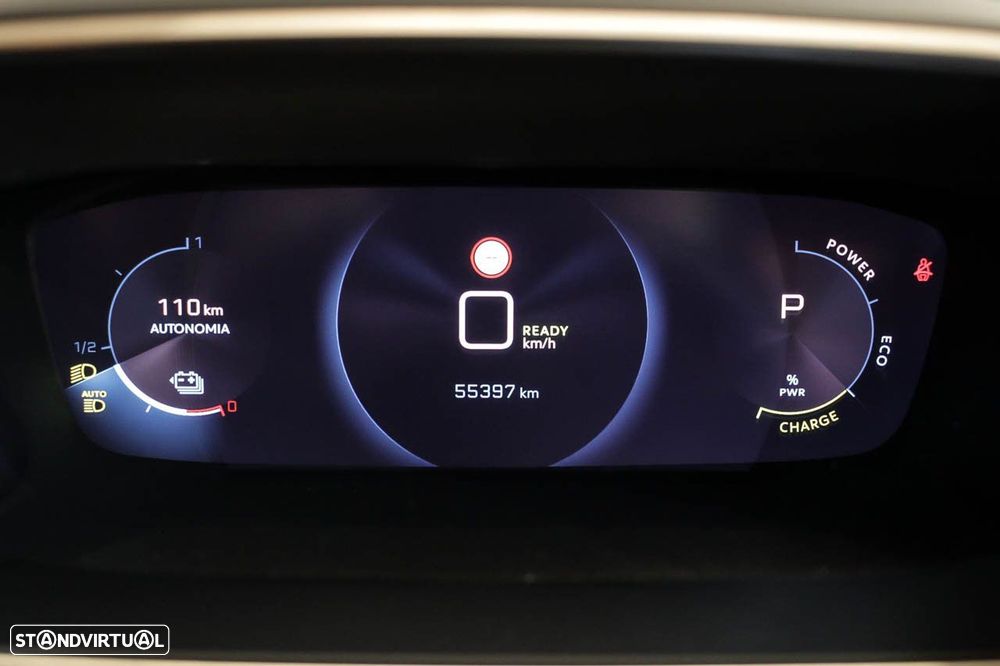 Peugeot e-2008 50 kWh GT - 13