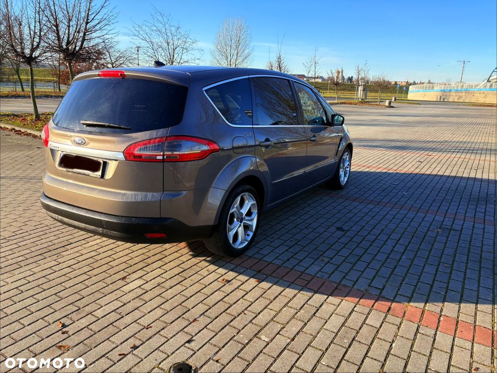 Ford S-Max 2.0 TDCi DPF Titanium - 4
