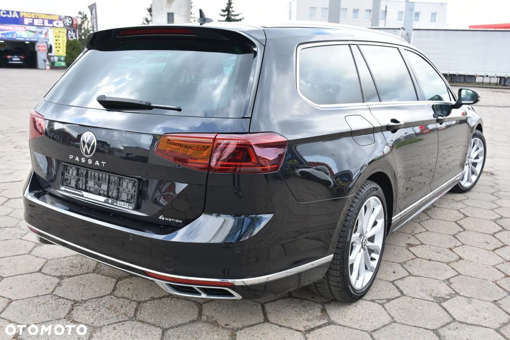 Volkswagen Passat Variant 2.0 TDI SCR DSG 4Motion Business - 3