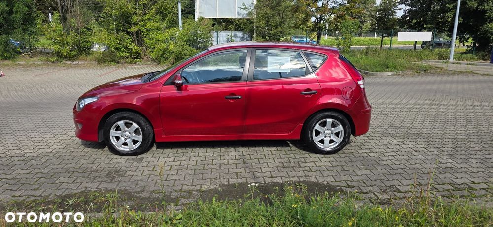 Hyundai i30 1.4 Classic + EU5 - 8