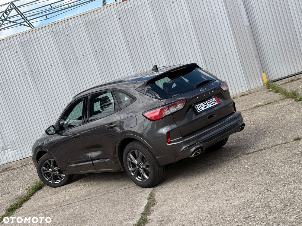 Ford Kuga 2.5 Duratec PHEV ST-LINE X - 18