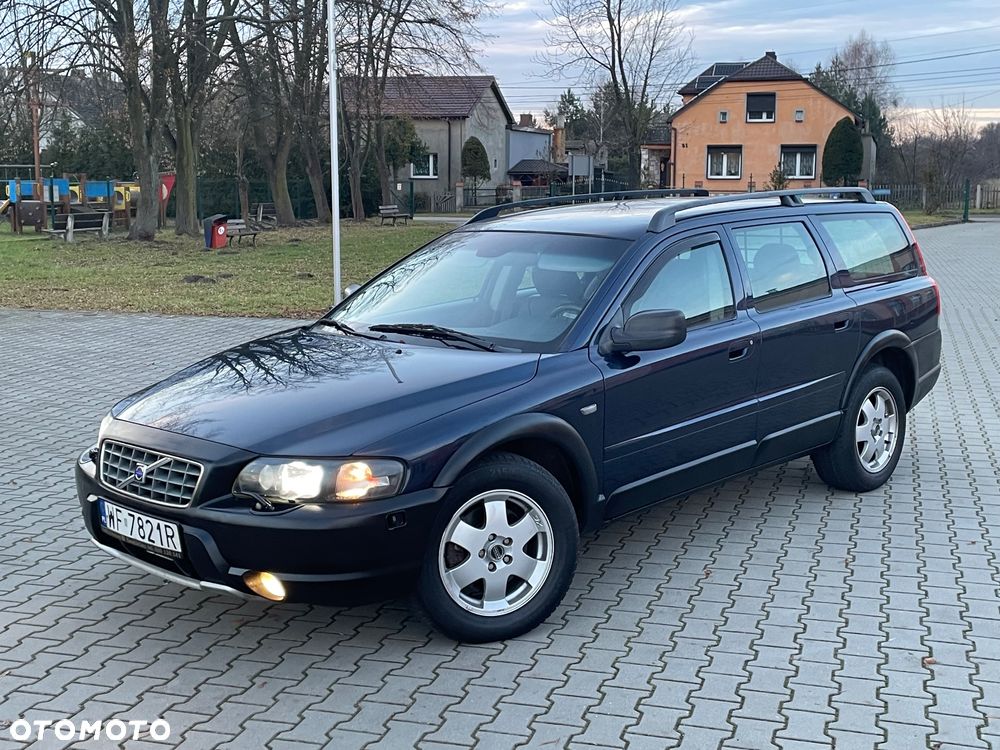 Volvo XC 70 AWD Momentum - 6