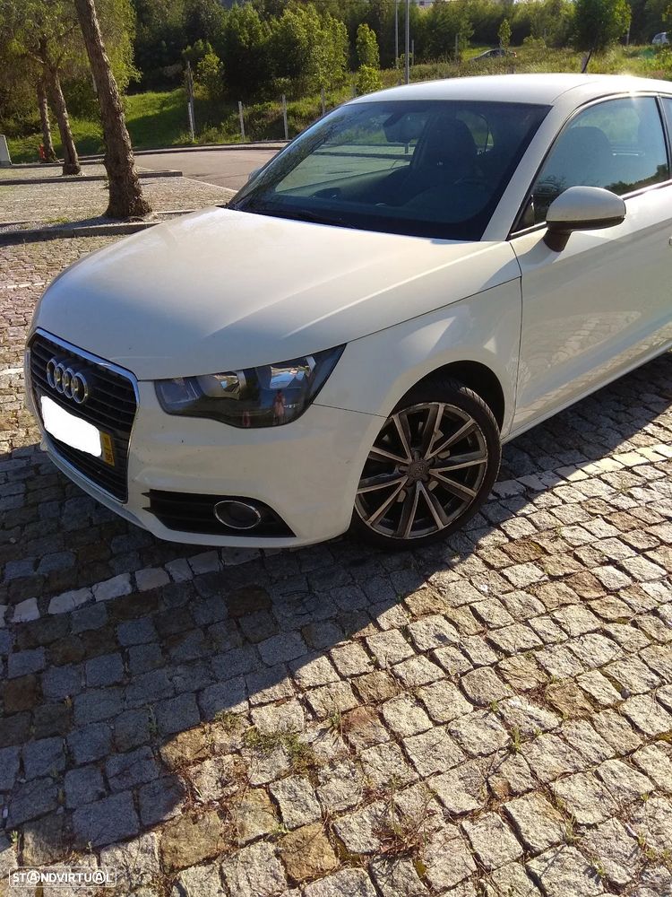Audi A1 1.6 TDI S line edition - 1