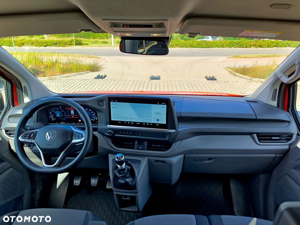 Volkswagen Caravelle 2.0 TDI L2 - 11