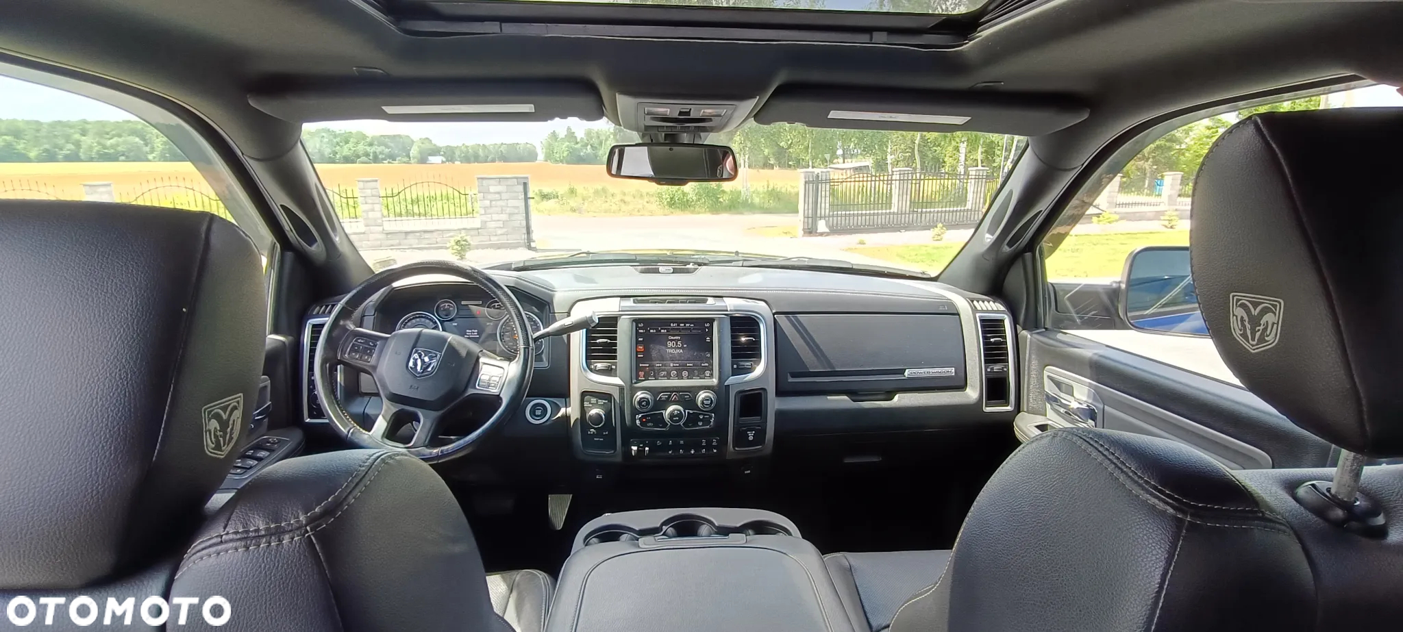 RAM 2500 - 24
