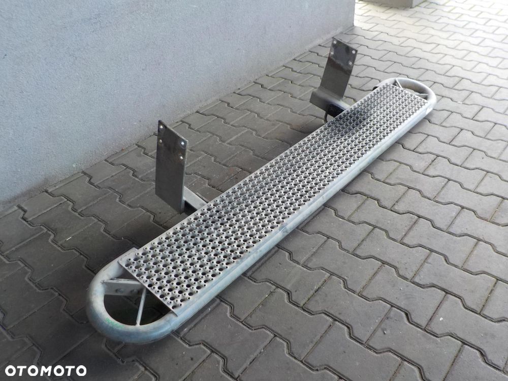 CRAFTER SPRINTER W906 BELKA STOPIEŃ ZDERZAK TYŁ - 2