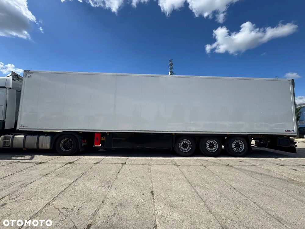 Schmitz Cargobull SKO 24 - 2