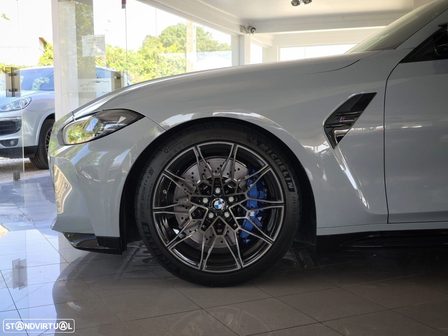 BMW M3 Competition xDrive - 23