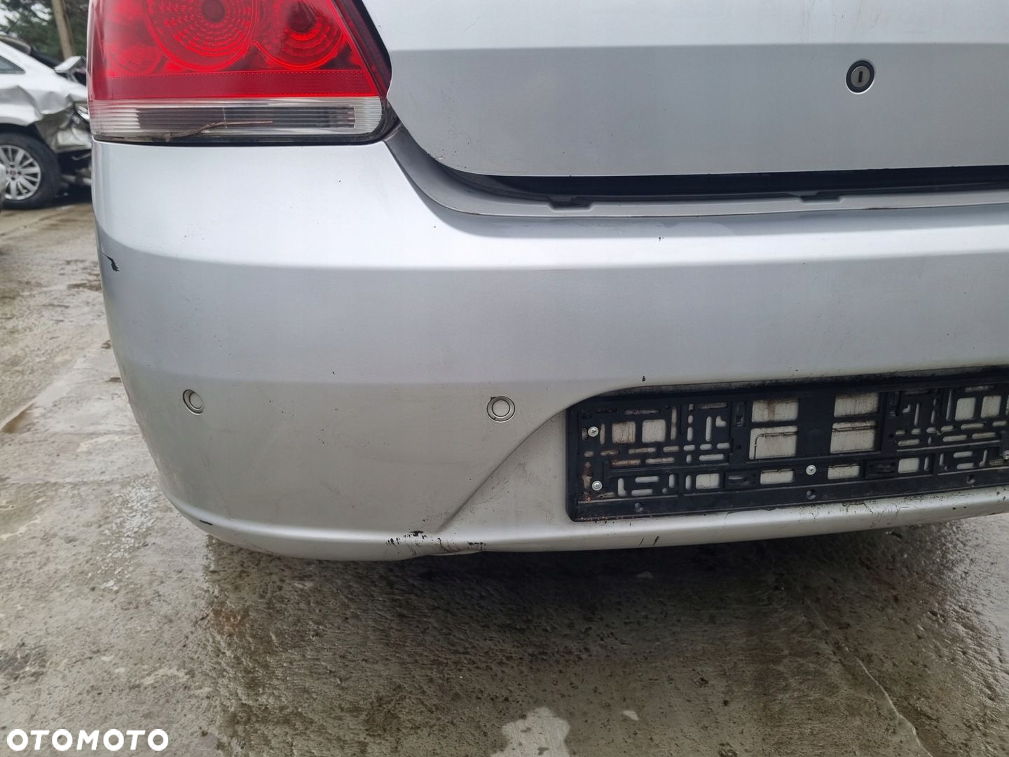 FIAT LINEA 07-15 2007 r. SEDAN ZDERZAK TYŁ TYLNY PDC * - 4