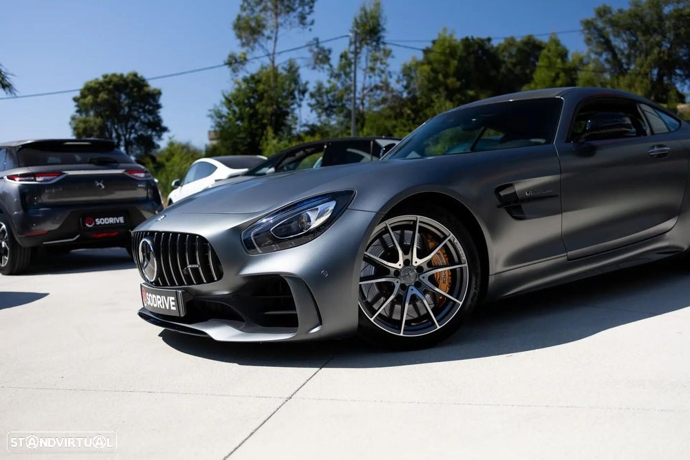 Mercedes-Benz AMG GT R - 18