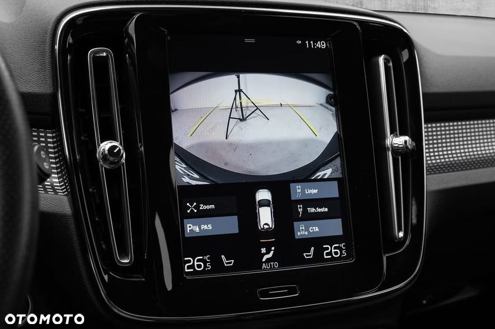 Volvo XC 40 T5 Twin Engine DKG R-Design - 11