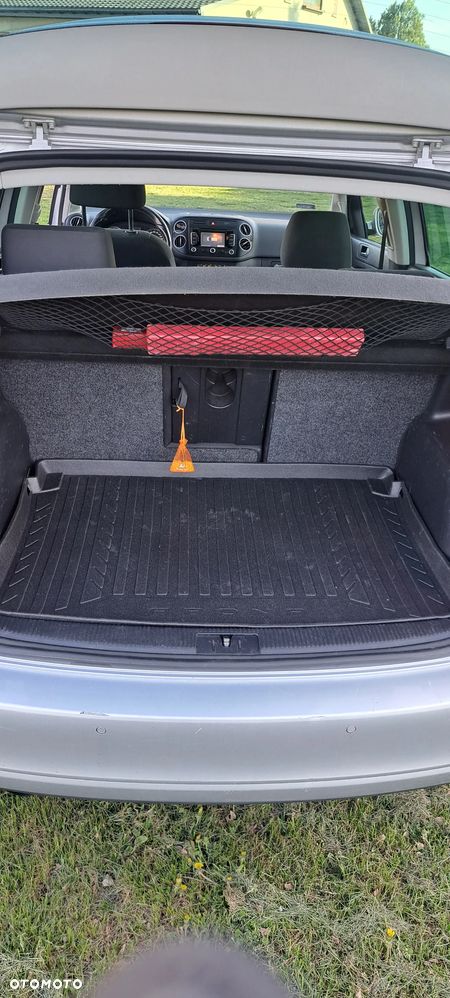 Volkswagen Golf Plus 1.6 TDI DPF Comfortline - 11
