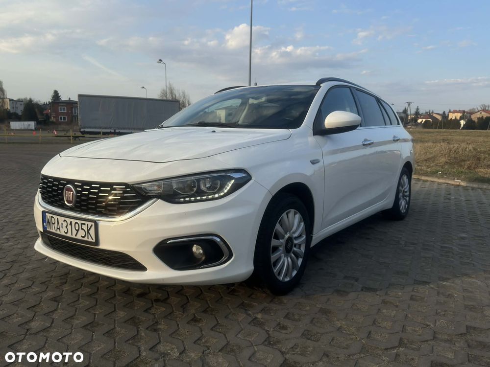 Fiat Tipo 1.6 MultiJet DCT Lounge - 1