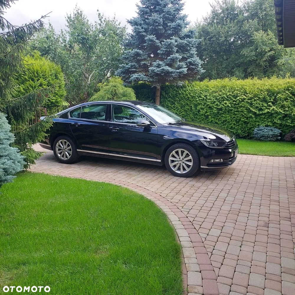 Volkswagen Passat 2.0 TDI (BlueMotion Technology) DSG Highline - 4