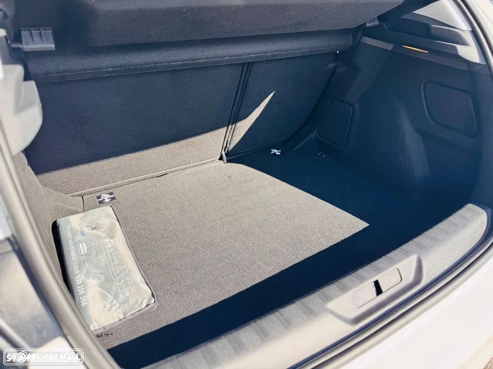 Peugeot 308 1.5 BlueHDi Style - 20