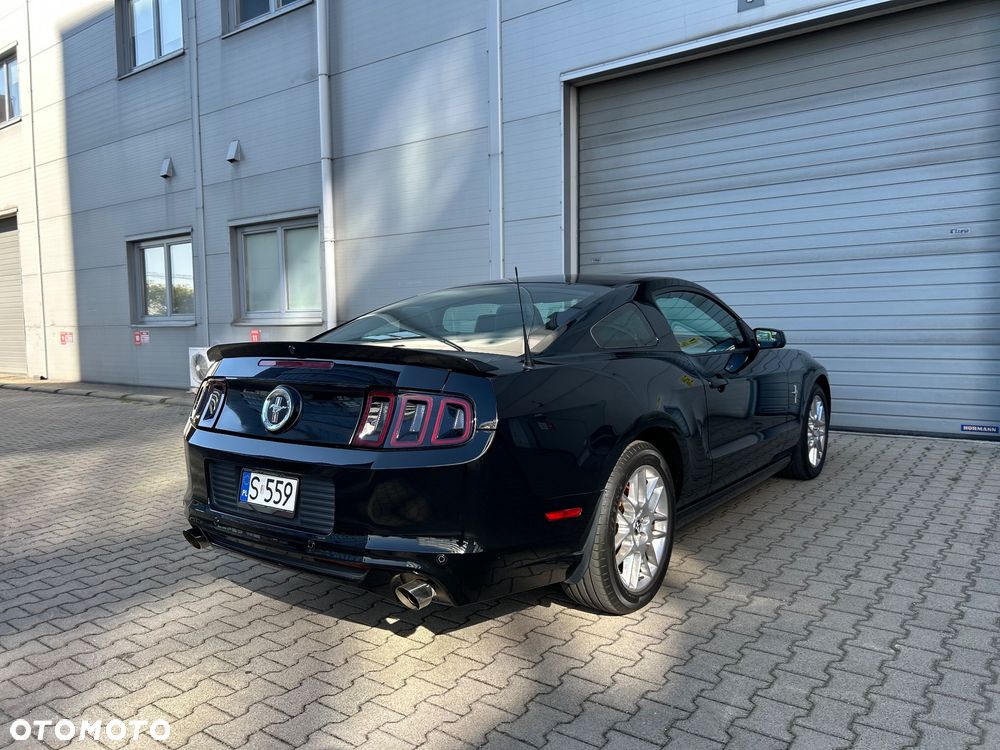 Ford Mustang - 12