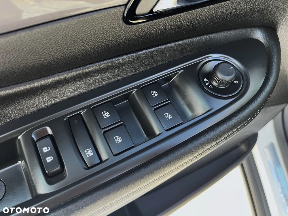 Opel Mokka X 1.4 (ecoFLEX) Start/Stop 4x4 Color Innovation - 32