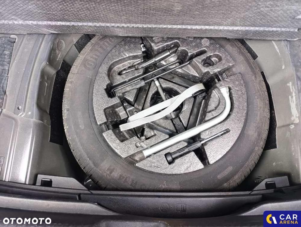 Volkswagen Polo - 17