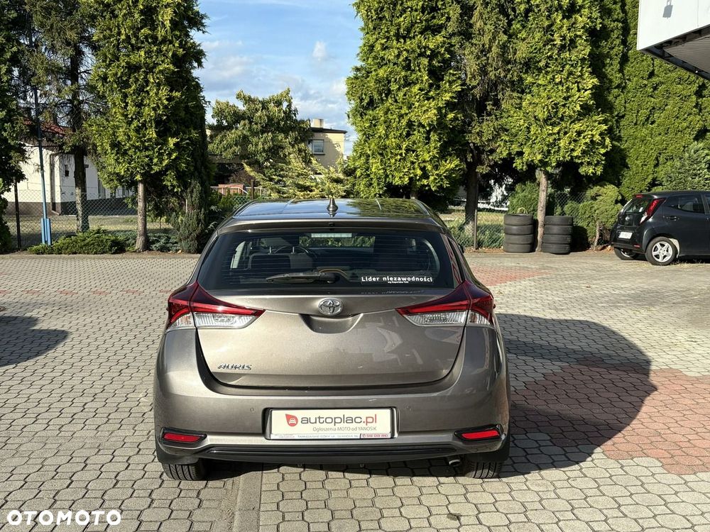 Toyota Auris - 5